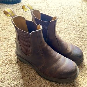 Dr. Martens Chelsea boots